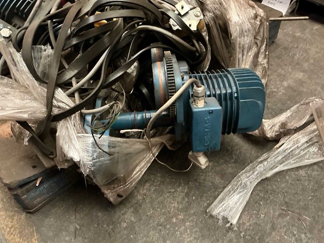 Electrolift elektrische kettingtakel - afbeelding 6 van  8