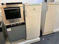 Electrolux b238756 koelkast - afbeelding 1 van  4