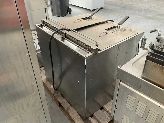 Electrolux dubbele friteuse rvs - afbeelding 3 van  4