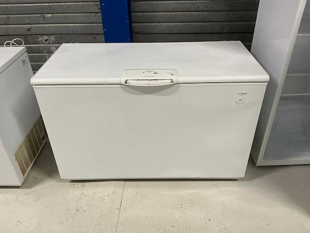 Electrolux ecm30131w / bmi310 vriezer - afbeelding 1 van  5