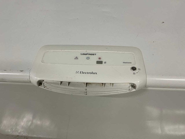 Electrolux ecm30131w / bmi310 vriezer - afbeelding 3 van  5