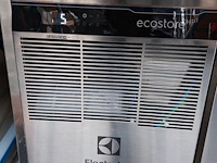 Electrolux eh3kbaaa koelwerkbank 440 lt,3 doors - afbeelding 5 van  8