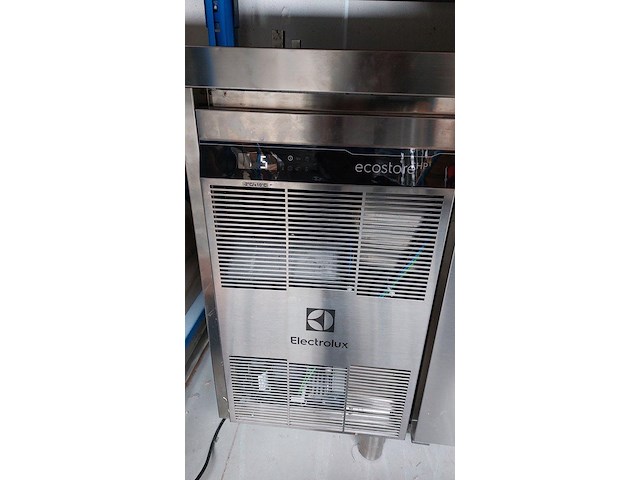 Electrolux eh3kbaaa koelwerkbank 440 lt,3 doors - afbeelding 5 van  8