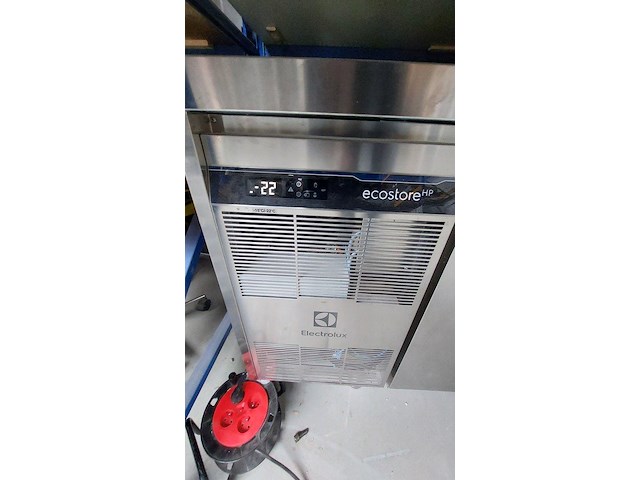 Electrolux eh3kbaaa vrieswerkbank/ vriezer 440 lt,3 doors - afbeelding 2 van  7