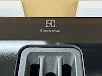 Electrolux inductiekookplaat met veldafzuiging - afbeelding 3 van  6