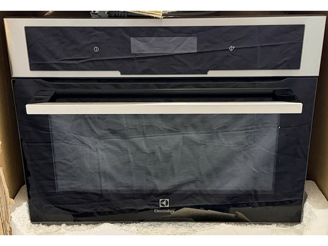 Electrolux oven, 45 cm hoog - afbeelding 1 van  6