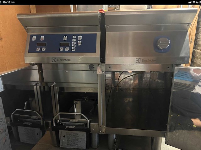 Electrolux professional 900xp-lijn elektrische friteuse - afbeelding 3 van  6