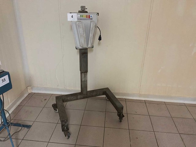 Electronarcose pluimvee en konijn - afbeelding 1 van  4