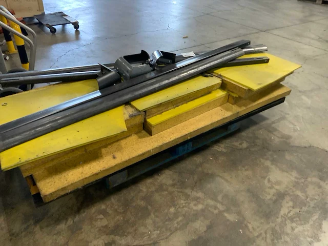 Eleiko platform met 3 stangen krachtstation - afbeelding 4 van  5