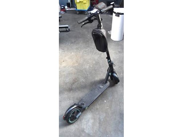 Elektr step bogist m1 elite, zonder lader, werking niet gekend - afbeelding 1 van  3