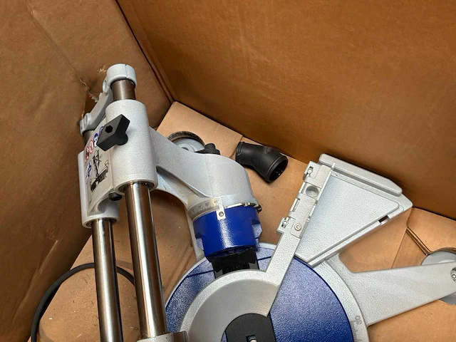 Elektra beckum kgs 303 afkortcirkelzaagmachine - afbeelding 3 van  6