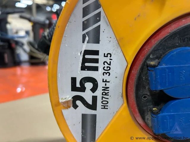 Elektrakabel op haspel bretec, 25 m kabel h07rn-f 3g2,5, 4 stopcontacten 230 v. - afbeelding 2 van  2