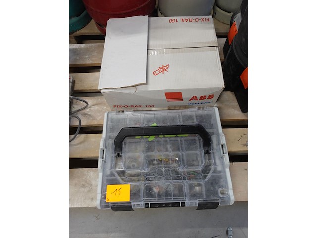 Elektriciteitskast abb - afbeelding 1 van  3