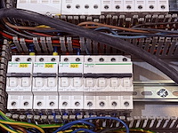 Elektriciteitskast schneider - afbeelding 3 van  5