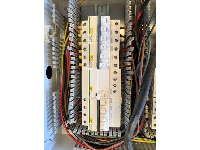 Elektriciteitskast schneider - afbeelding 5 van  5