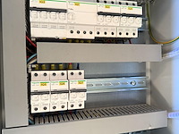 Elektriciteitskast schneider - afbeelding 2 van  4