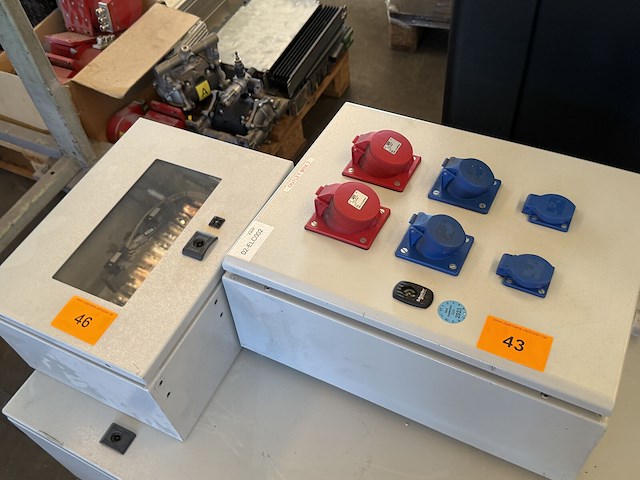 Elektriciteitskast schneider - afbeelding 4 van  4