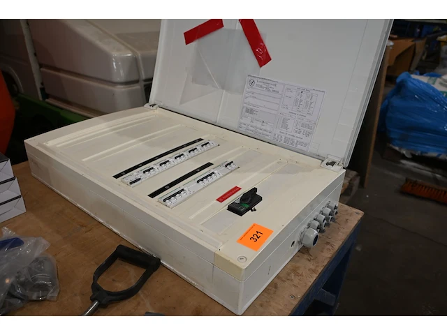 Elektriciteitskast schneider - afbeelding 1 van  5