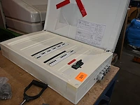 Elektriciteitskast schneider - afbeelding 1 van  5
