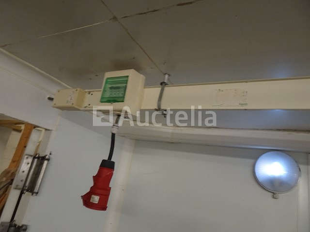 Elektriciteitsrails, elektriciteitsrailsmerpprol nt elektriciteitsvoorziening, merk canalis - afbeelding 1 van  3