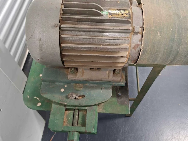 Elektrim se 100l-40 langbandschuurmachine - afbeelding 3 van  8