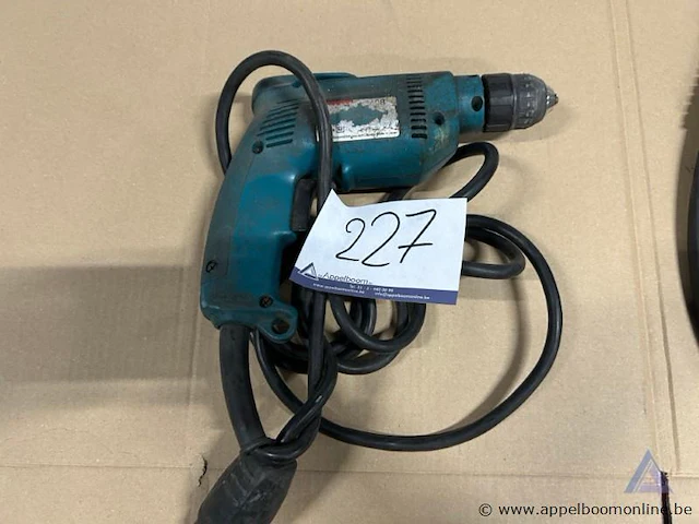Elektrisch boormachine makita - afbeelding 1 van  2