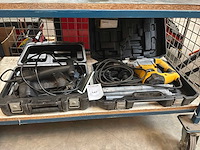Elektrisch handgereedschap (2x) - afbeelding 1 van  7