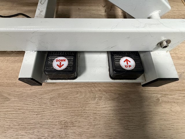 Elektrisch inox trimbad vv voetbediening - afbeelding 2 van  5