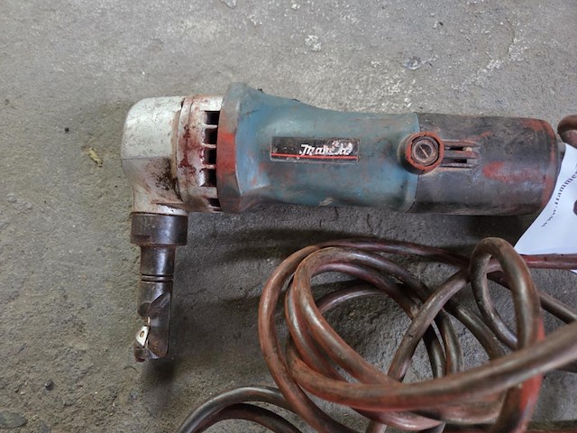 Elektrisch knabbelmachine makita jn1601 - afbeelding 2 van  4