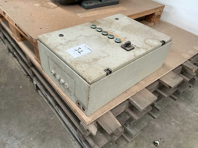 Elektrisch onderdeel - afbeelding 6 van  6