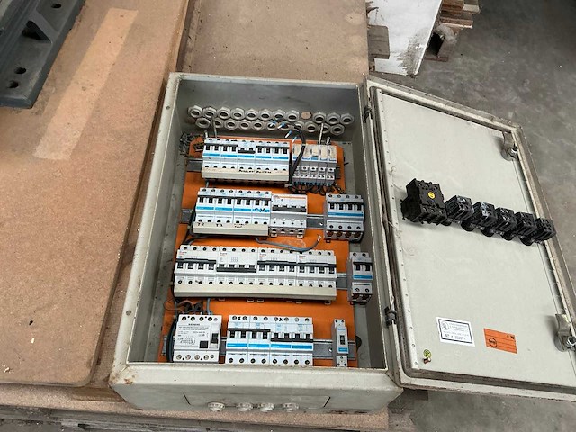 Elektrisch onderdeel - afbeelding 4 van  6