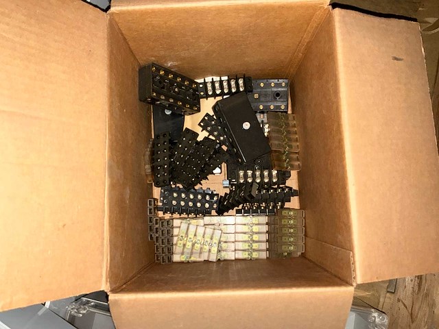 Elektrisch onderdelen - afbeelding 3 van  5