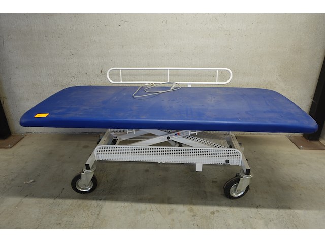 Elektrisch verrijdbare massagetafel - afbeelding 1 van  4