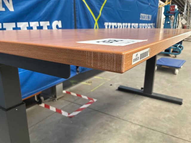 Elektrisch verstelbaar zit-sta bureau - afbeelding 4 van  7