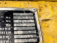 Elektrisch voertuig spykstaal 2000 - afbeelding 1 van  18