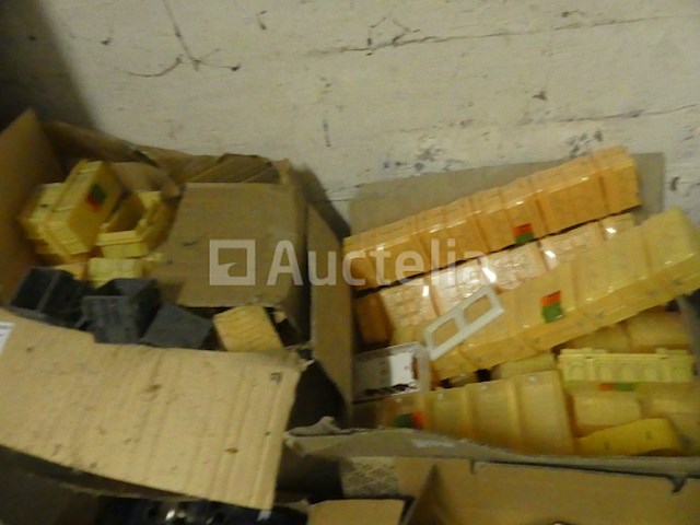 Elektrische accessoires - afbeelding 25 van  30