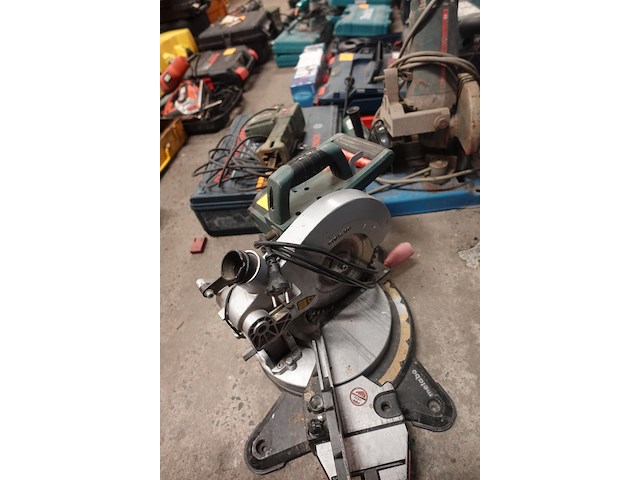 Elektrische afkortzaagmachine metabo - afbeelding 4 van  4
