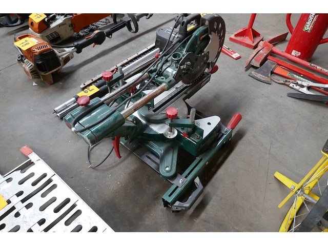 Elektrische afkortzaagmachine parkside - afbeelding 2 van  9