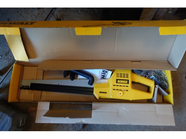 Elektrische alligatorzaag dewalt - afbeelding 2 van  5