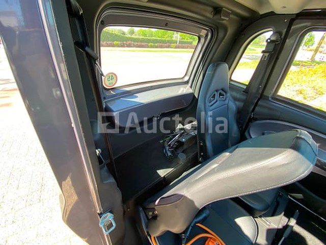 Elektrische auto - luqi - ev300 (2024) - afbeelding 10 van  25