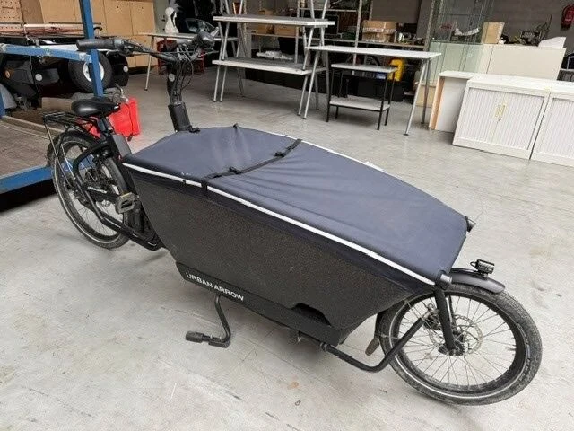 Elektrische bakfiets urban arrow - afbeelding 1 van  15