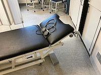 Elektrische behandelbank - afbeelding 2 van  3