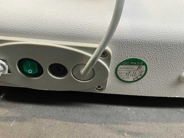 Elektrische behandelstoel - afbeelding 2 van  10