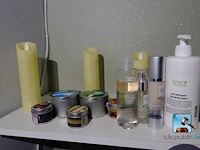 Elektrische behandeltafel voor verzorging en massage - afbeelding 4 van  14