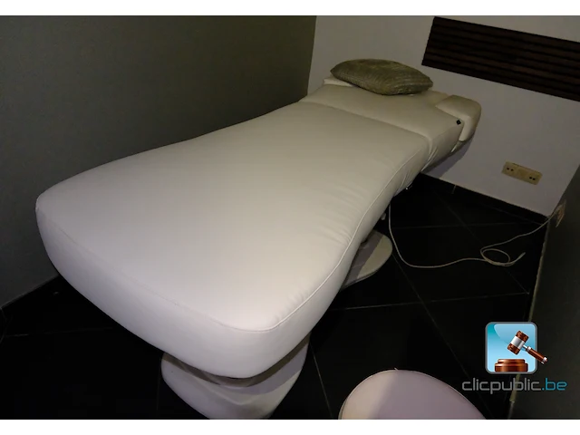 Elektrische behandeltafel voor verzorging en massage - afbeelding 9 van  14