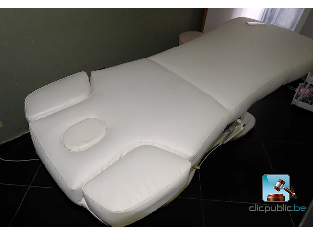 Elektrische behandeltafel voor verzorging en massage - afbeelding 10 van  14