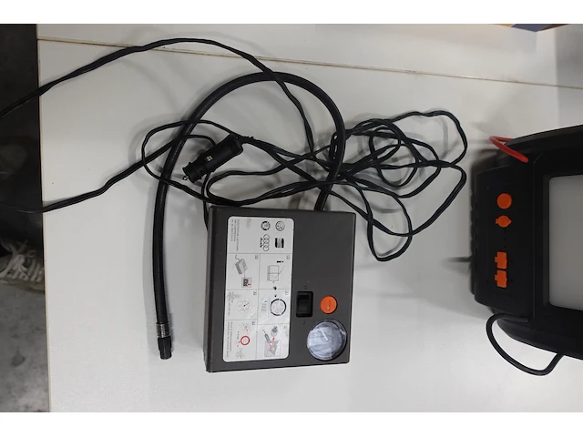 Elektrische booster xs + bandencompressor active tools - afbeelding 2 van  6
