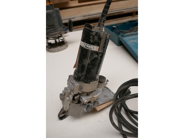 Elektrische bovenfrees - afbeelding 1 van  3