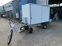 Elektrische cargo bakfiets,werking onbekend accu’s niet opgeladen,geen boorddocumenten.