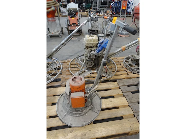 Elektrische chape-zaciermachine putzmeister - afbeelding 4 van  7